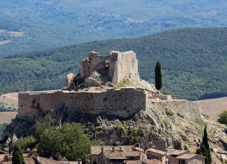 Rocca Aldobrandesca (Il Sasso), Italy